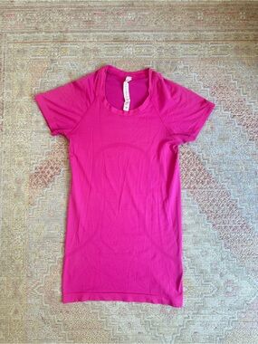 Lululemon Sonic Pink Short Sleeve Swiftly Tech